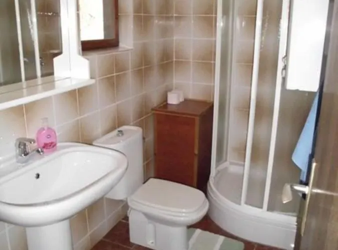 Secluded Fisherman's Cove Dragisina, Kornati - 12150